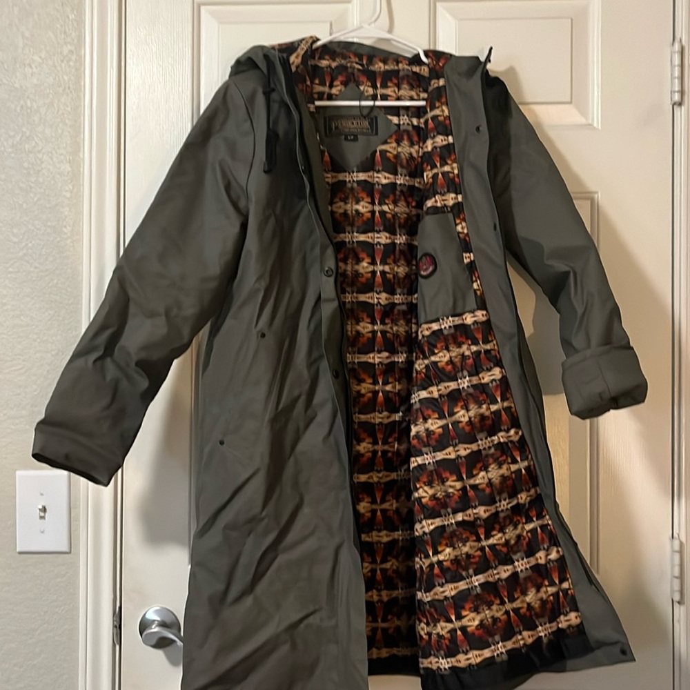 Pendleton insulated rain coat